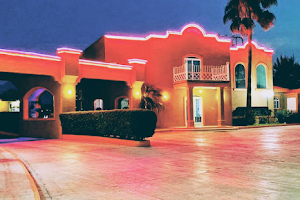 Motel Bahamas image