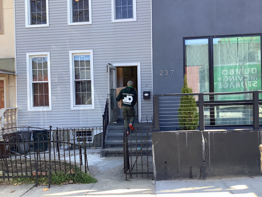 Moving and Storage Service «Dumbo Moving and Storage NYC», reviews and photos, 15 N Oxford St, Brooklyn, NY 11205, USA