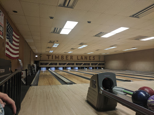 Bowling Alley «Timber Lanes Bowling Alley», reviews and photos, 1851 W Irving Park Rd, Chicago, IL 60613, USA