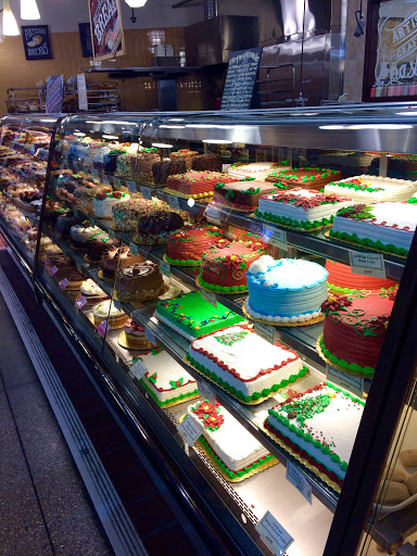 Grocery Store «Market District Supermarket», reviews and photos, 100 Settlers Ridge Center Dr, Pittsburgh, PA 15205, USA