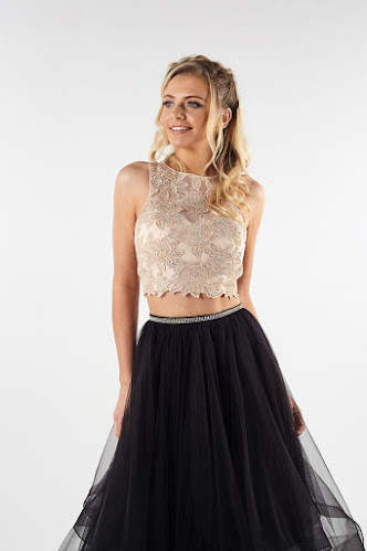 Reviews of PROM4LESS OUTLET - Prom Dress Outlet Newcastle upon Tyne in Newcastle upon Tyne - Shopping mall