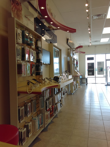 Cell Phone Store «Verizon Authorized Retailer - Wireless Zone», reviews and photos, 521 Industrial Ave b, Grinnell, IA 50112, USA