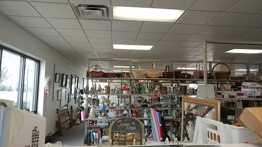 Thrift Store «Hendersonville Samaritan Thrift Store», reviews and photos, 116 Dunn St, Hendersonville, TN 37075, USA