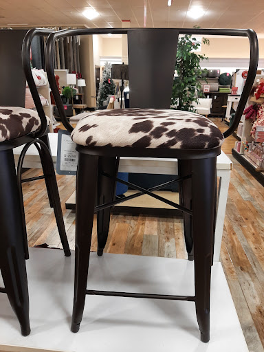 Department Store «T.J. Maxx & HomeGoods», reviews and photos, 715 E Dundee Rd, Palatine, IL 60074, USA