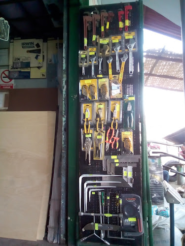 Opinii despre Ferreteria Barba în Sullana - Tienda de pinturas