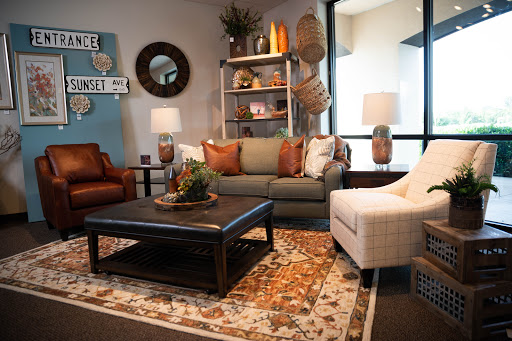 Furniture Store «La-Z-Boy Furniture Galleries», reviews and photos, 7070 SW Nyberg St, Tualatin, OR 97062, USA