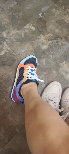 Shopping Mall «Lincoln Court Shopping Center», reviews and photos, 215 Lancaster Ave, Frazer, PA 19355, USA