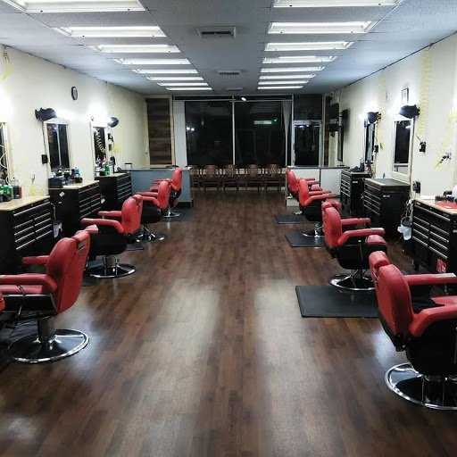 Hair Salon «Gold Cut Barber Shop», reviews and photos, 7031 W Hillsborough Ave, Tampa, FL 33634, USA