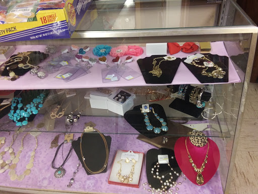 Pharmacy «Valley Drug Co Inc», reviews and photos, 1101 16th Ave SE, Decatur, AL 35601, USA