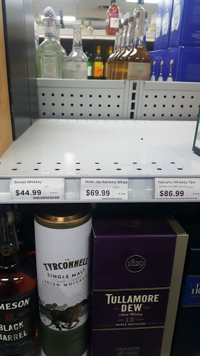 Liquor Store «Mountain Shadows Liquor», reviews and photos, 6840 Centennial Blvd, Colorado Springs, CO 80919, USA