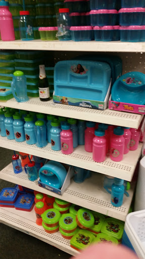 Dollar Store «Dollar Tree», reviews and photos, 2136 Grass Valley Hwy, Auburn, CA 95603, USA