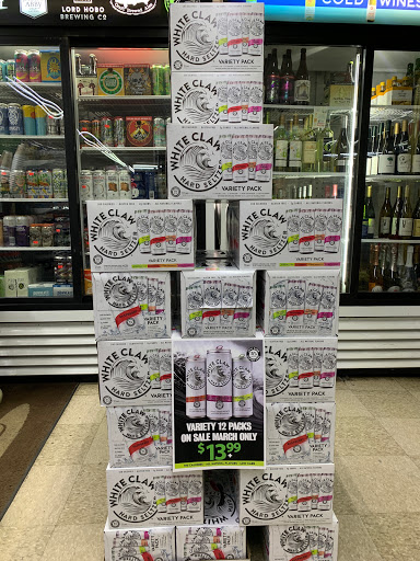 Grocery Store «Appletown Market», reviews and photos, 9 Main St, Sterling, MA 01564, USA