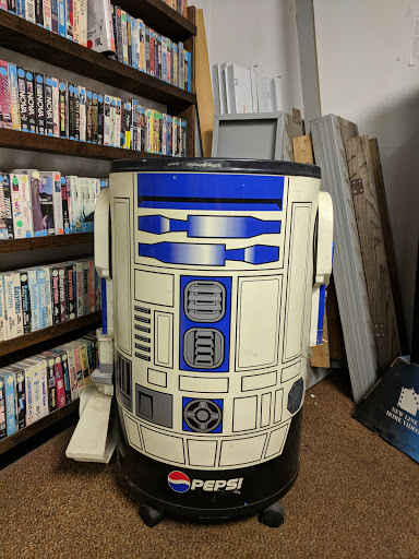 Video Store «Universal Video», reviews and photos, 47 N Holladay Dr, Seaside, OR 97138, USA