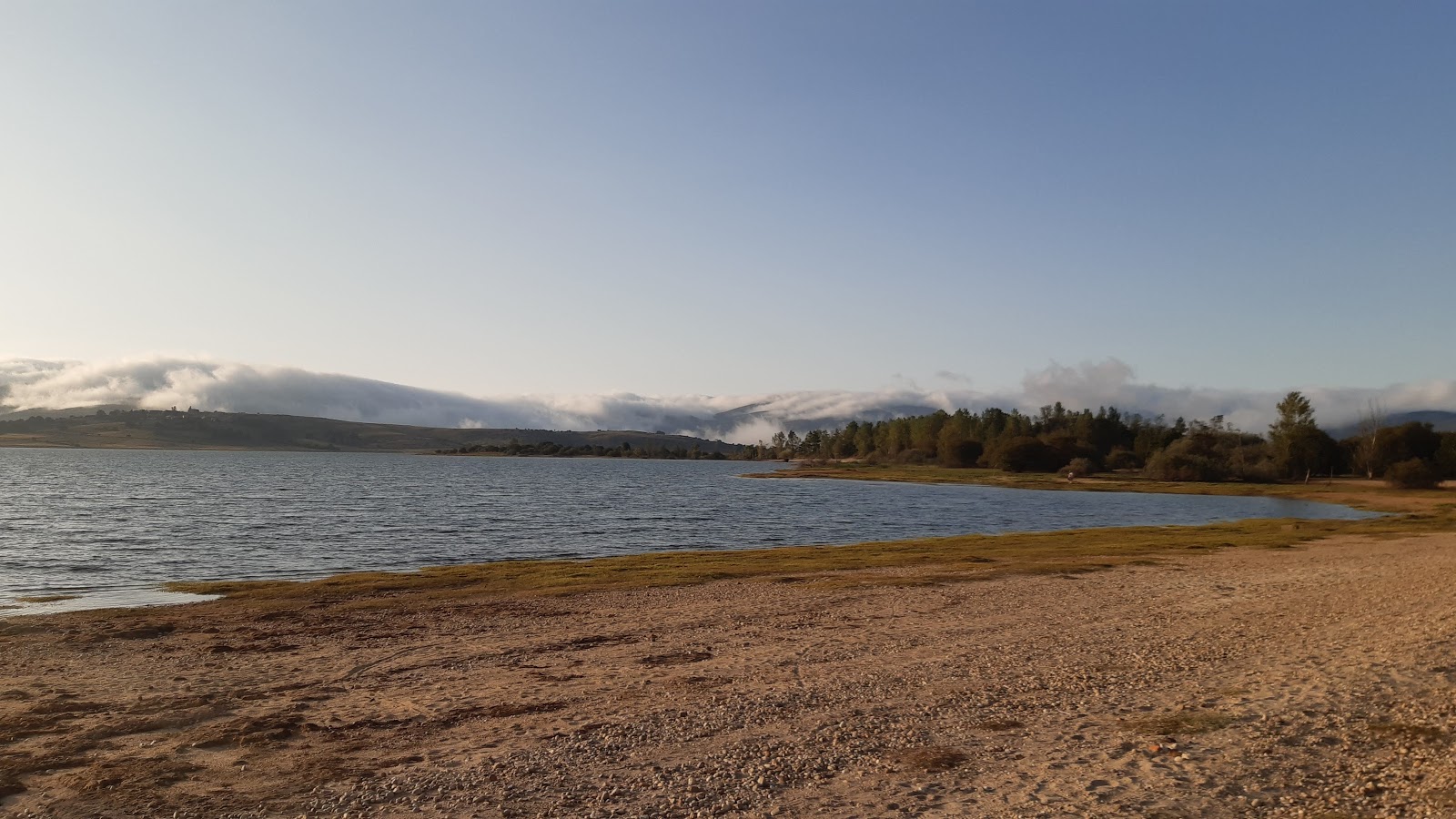 Playa Embalse del Ebro photo #9