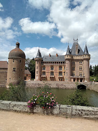 Photo n°5 de Les terrasses du château à La Clayette ()