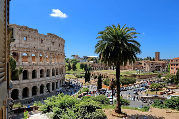 Photo Casa vacanza Romance al Colosseo 00184 Rome
