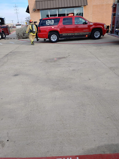 Auto Repair Shop «Firestone Complete Auto Care», reviews and photos, 5758 Rufe Snow Dr, North Richland Hills, TX 76180, USA