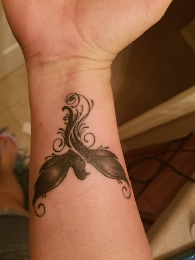 Tattoo Shop «Dapper Ink Tattoo», reviews and photos, 2077 N Zaragoza Rd #105, El Paso, TX 79938, USA