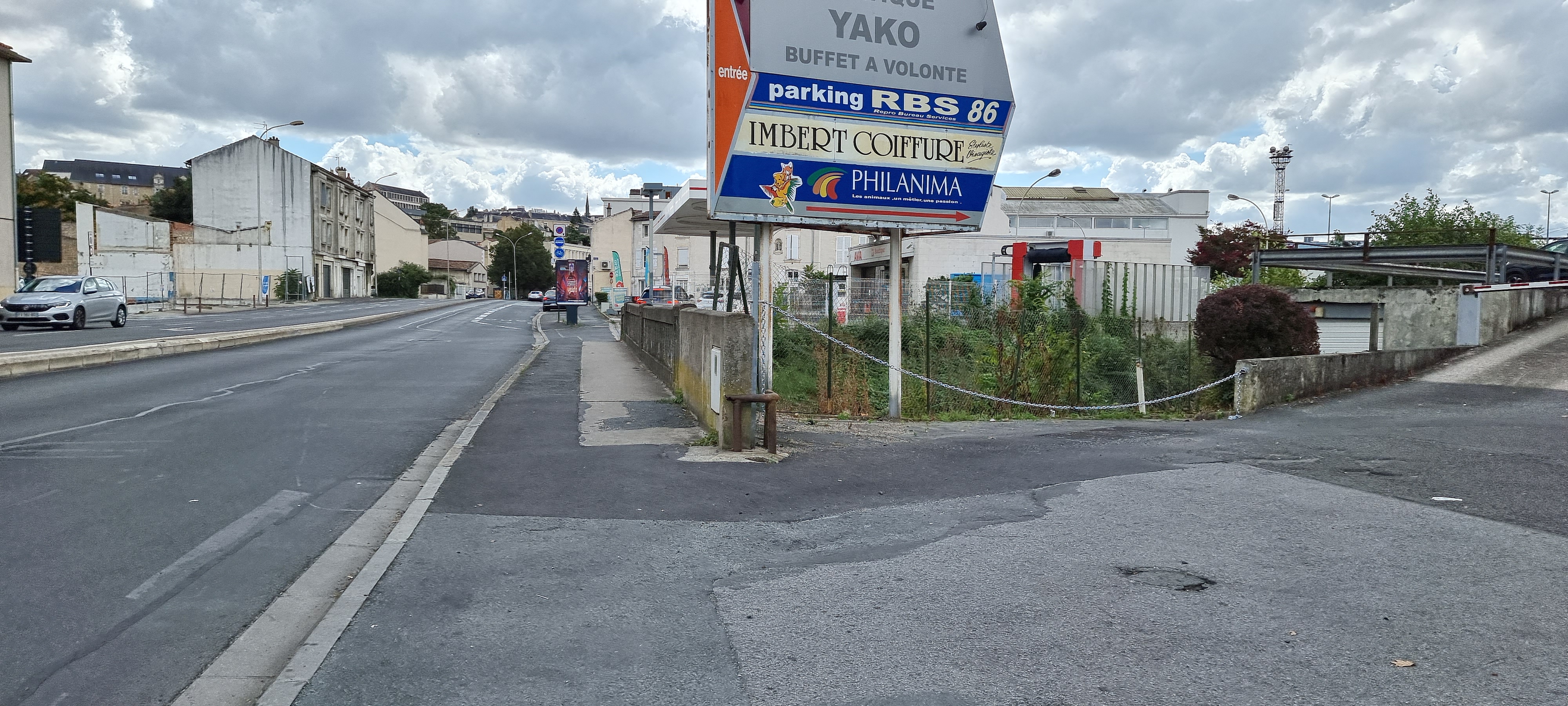 Photo n° 50 de l'avis de Charles.u fait le 21/09/2021 à 02:41