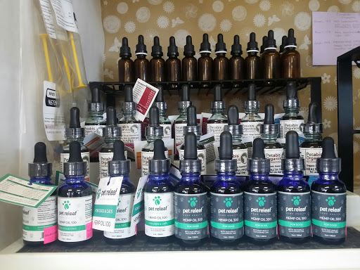 Pet Groomer «Collar & Leash Pet Shop», reviews and photos, 9772 Chapman Ave, Garden Grove, CA 92841, USA