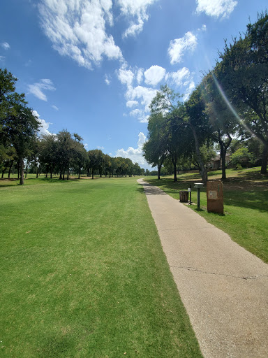 Golf Club «Grand Oaks», reviews and photos, 3502 Country Club Dr, Grand Prairie, TX 75052, USA