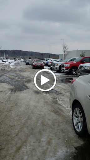 Car Dealer «Summit Place Kia», reviews and photos, 2200 Elizabeth Lake Rd, Waterford Twp, MI 48328, USA