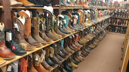 Western Apparel Store «The Fort - Nebraska City», reviews and photos, 903 Central Ave, Nebraska City, NE 68410, USA