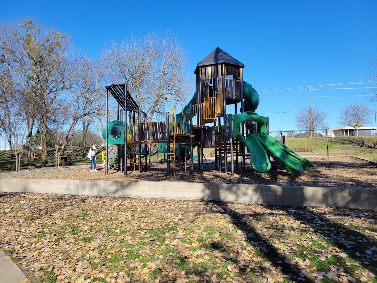 Towne Lake Park