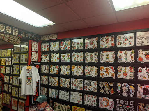 Tattoo Shop «Kadillac Tattoo Mt. Airy», reviews and photos, 7102 Germantown Ave, Philadelphia, PA 19119, USA