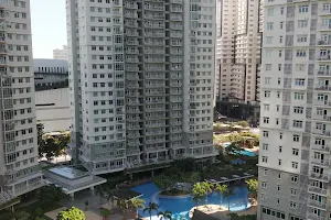 The Aston - Two Serendra image