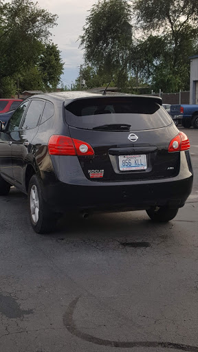 Used Car Dealer «Gardner Used Cars», reviews and photos, 2700 7th Street Rd, Louisville, KY 40215, USA