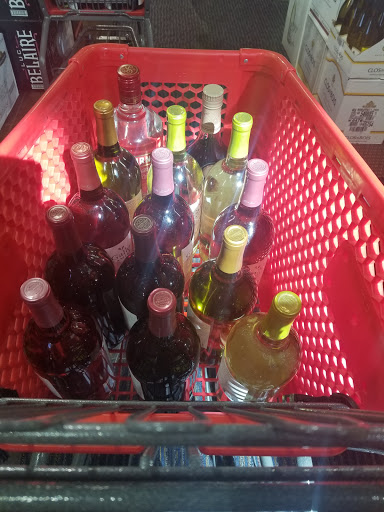 Liquor Store «Camp Creek World Of Beverages», reviews and photos, 3780 Princeton Lakes Pkwy, Atlanta, GA 30344, USA