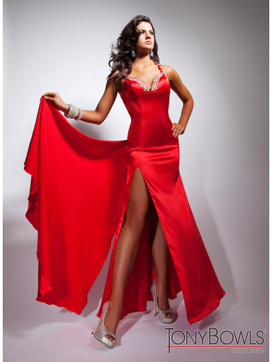 Bridal Shop «Bells & Bows Bridal and Formal Wear Boutique», reviews and photos, 1400 Spring Hill Ave, Mobile, AL 36604, USA