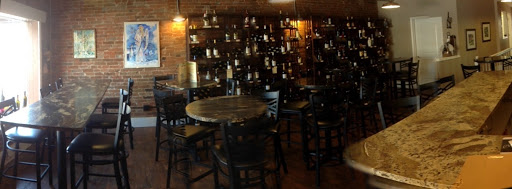 Wine Bar «Chateau La Vin», reviews and photos, 119 S Main St, Columbia, IL 62236, USA