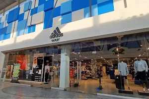 adidas Outlet Store Lerma de Villada image