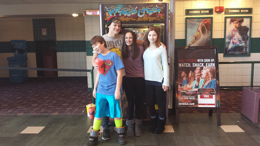 Movie Theater «Goodrich Canton 7 GDX», reviews and photos, 43555 Ford Rd, Canton, MI 48187, USA