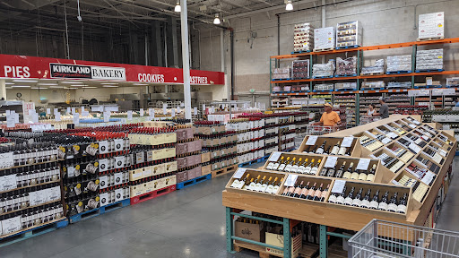 Warehouse store «Costco Wholesale», reviews and photos, 2655 Gulf to Bay Blvd, Clearwater, FL 33759, USA