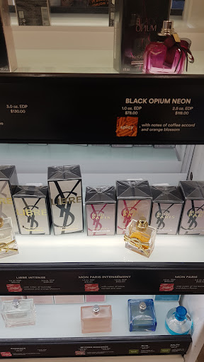 Hair Salon «Ulta Beauty», reviews and photos, 1785 Arden Way, Sacramento, CA 95815, USA