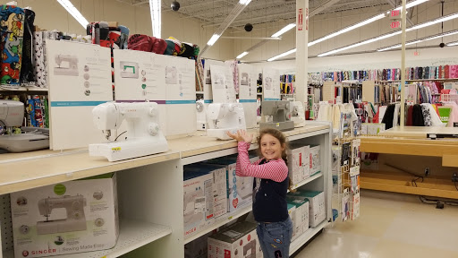 Fabric Store «Jo-Ann Fabrics and Crafts», reviews and photos, 533 Mall Ct, Lansing, MI 48912, USA