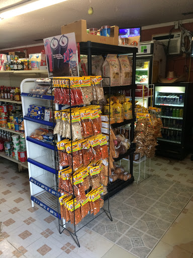 Mexican Grocery Store «El Paso Tacqueria and Latin Market», reviews and photos, 601 Hollywood Blvd, Iowa City, IA 52240, USA