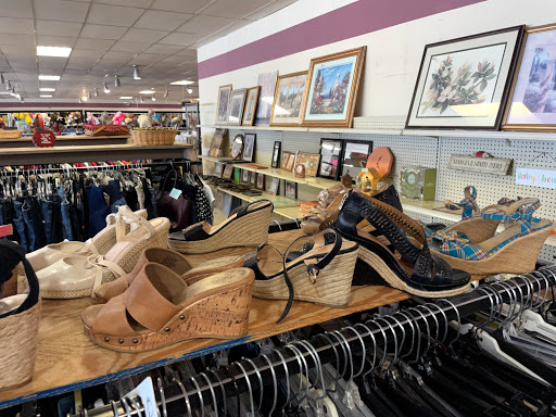 Thrift Store «Value Village», reviews and photos