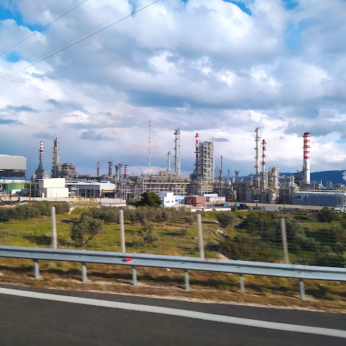 Αξιολογήσεις για το MOTOR OIL (HELLAS) CORINTH REFINERIES SA - MAIN GATE στην Άγιοι Θεόδωροι - Ραφείο