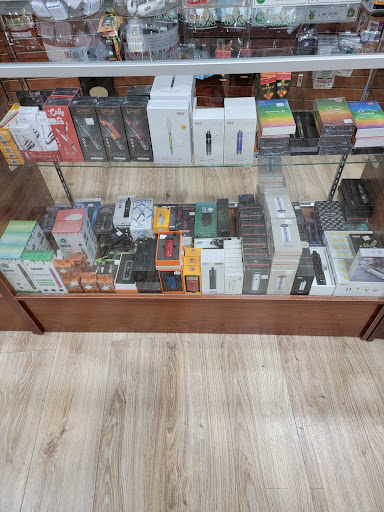 Tobacco Shop «VIP Smoke & Vape», reviews and photos, 34375 Plymouth Rd, Livonia, MI 48150, USA