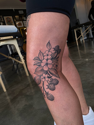 Tattoo Shop «Safe House Tattoo Studio», reviews and photos, 1200 Clinton St #40, Nashville, TN 37203, USA