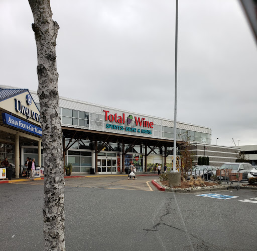 Wine Store «Total Wine & More», reviews and photos, 699 120th Ave NE b, Bellevue, WA 98005, USA