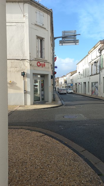 Orpi Agence immo Centrale Surgères à Surgères (Charente-Maritime 17)