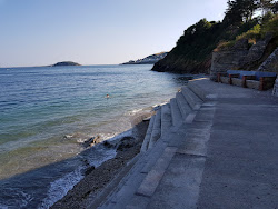 Zdjęcie Plaża Plaidy otoczony górami