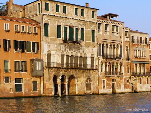 Agenzia Immobiliare LA BRICOLA di Venezia