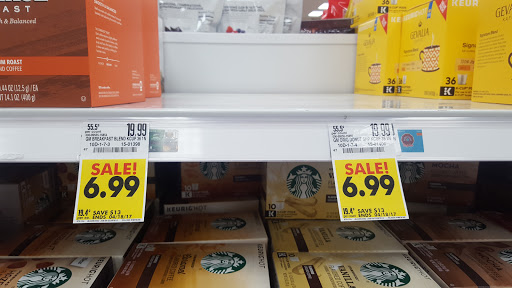 Grocery Store «Schnucks», reviews and photos, 6083 Mid Rivers Mall Dr, St Charles, MO 63304, USA