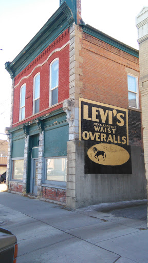 SUMMIT FURNITURE & MERCANTILE CO, 16 S Main St, Coalville, UT 84036, USA, 